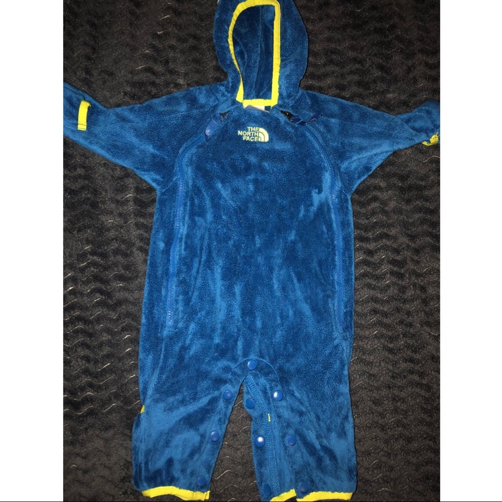 0-3 month NORTH FACE